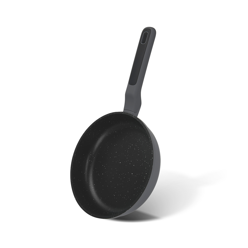 Cepamā panna Titanium PRO 22 cm