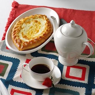 Šķīvis ovāls ALEKSA 35x21 cm (porcelāns)