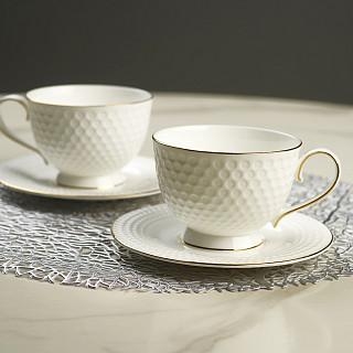 Tasīšu komplekts NOEMI 300 ml x 2 gab. ar apakštasītēm (kaula porcelāns)